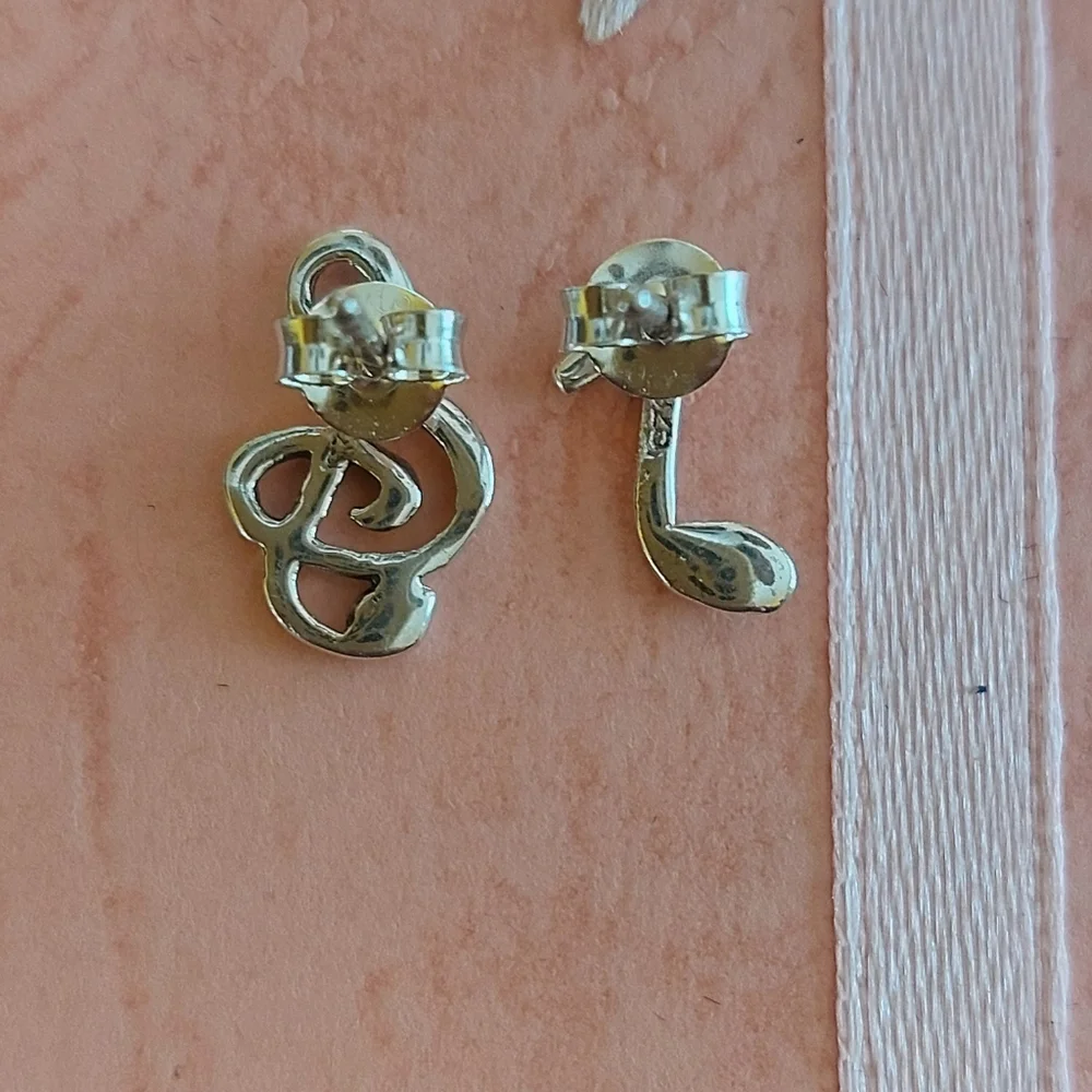 Music Note Sterling Silver Stud Earrings 🎶 🎵